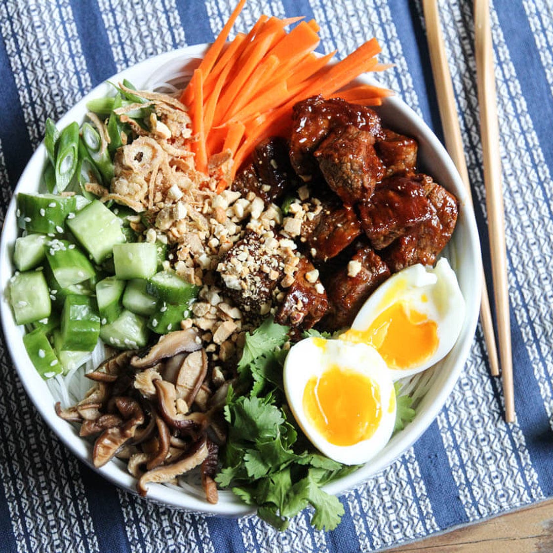 Summer Noodle Bowl with Spicy Korean Gochujang Beef