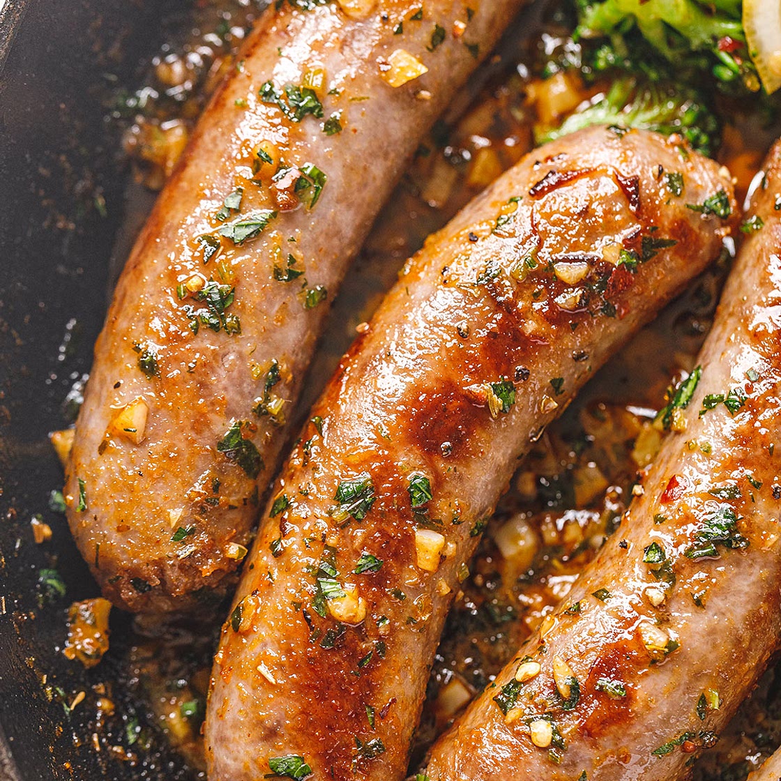 Garlic Butter Sausages and Broccoli Skillet