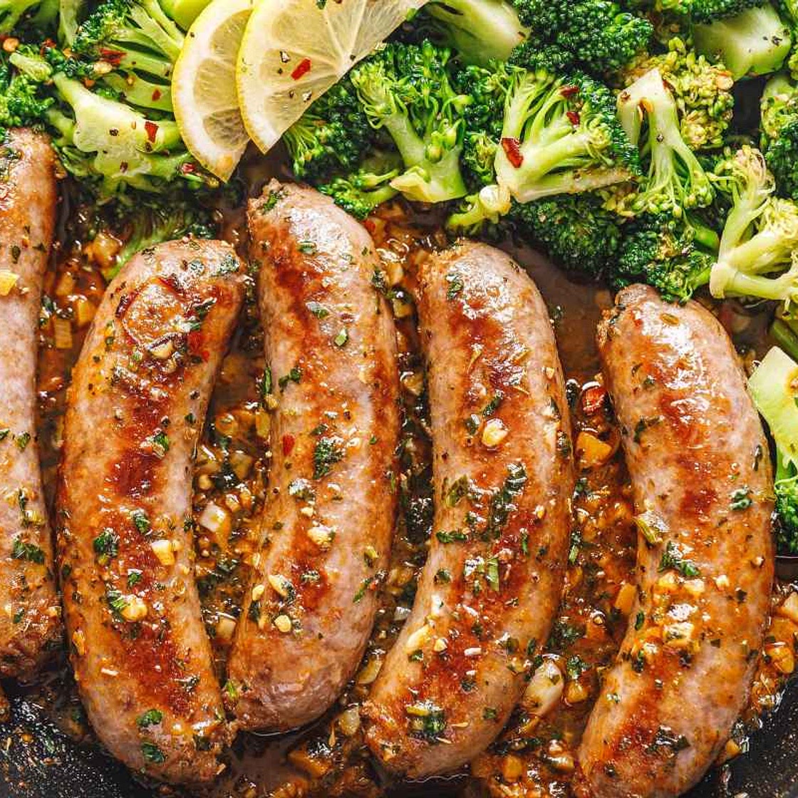 Garlic Butter Sausages and Broccoli Skillet
