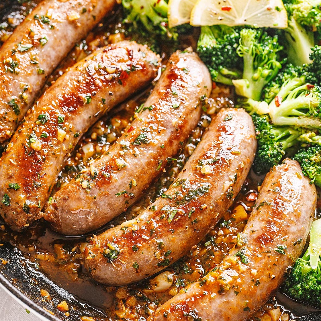 Garlic Butter Sausages and Broccoli Skillet