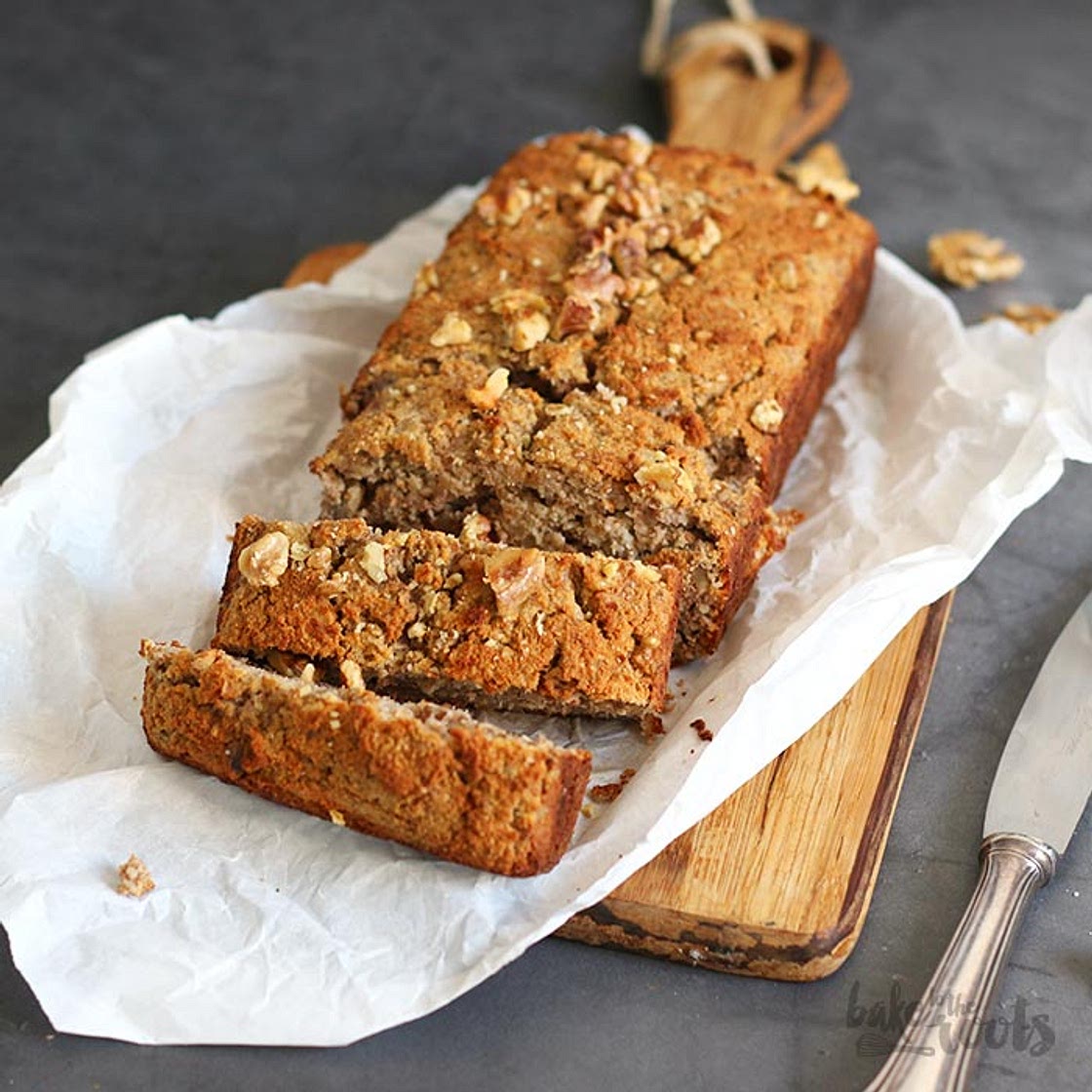 Kokosnuss Bananenbrot (ohne Mehl, zuckerfrei & glutenfrei)