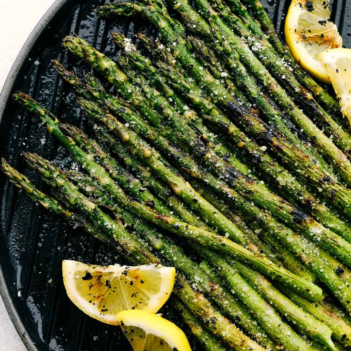 Grilled Parmesan Garlic Asparagus