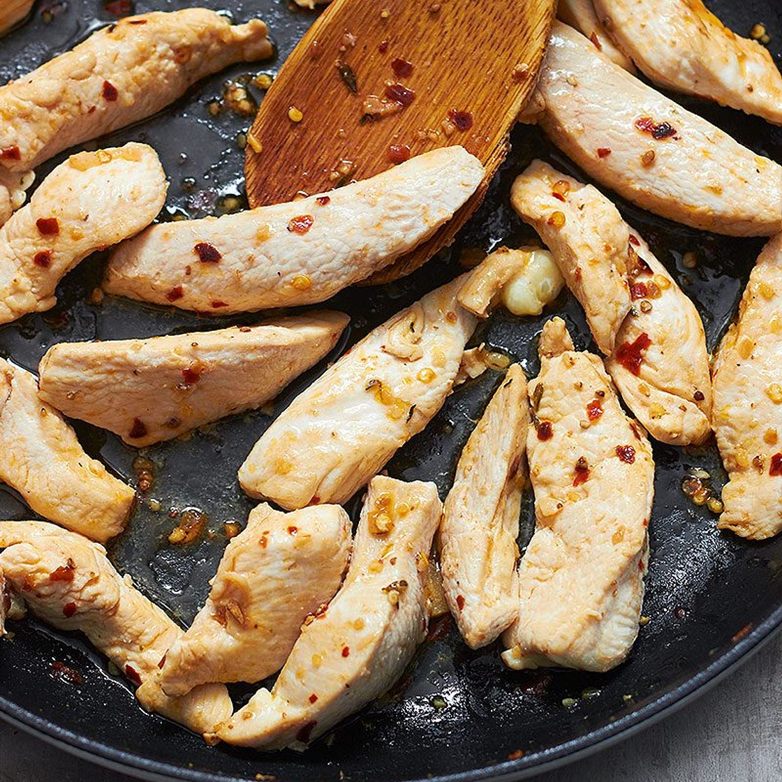 Skillet Creamy Chicken with Garlic Mozzarella Sun-Dried Tomato