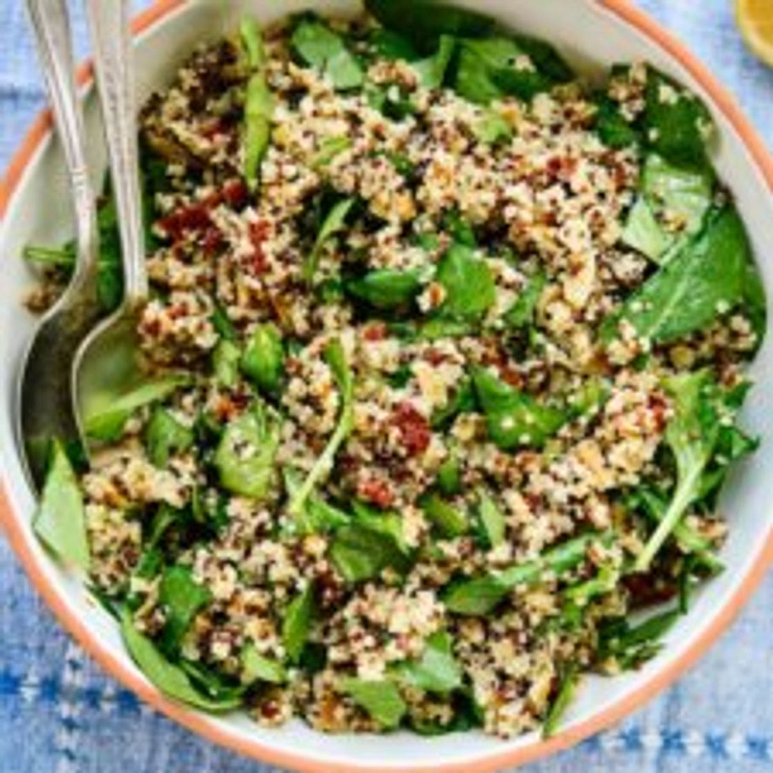 Sun-Dried Tomato, Spinach and Quinoa Salad