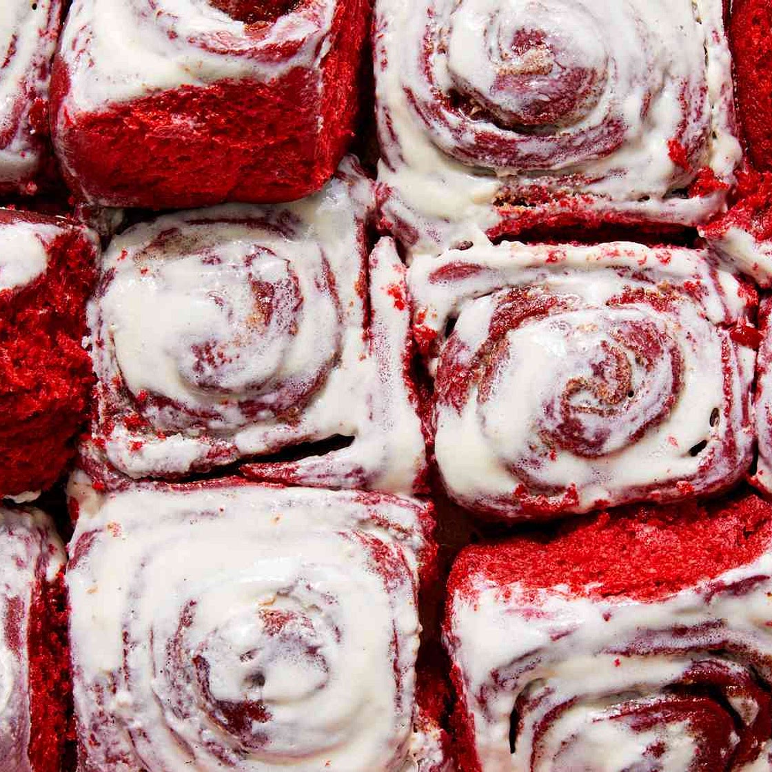 Red Velvet Cinnamon Rolls