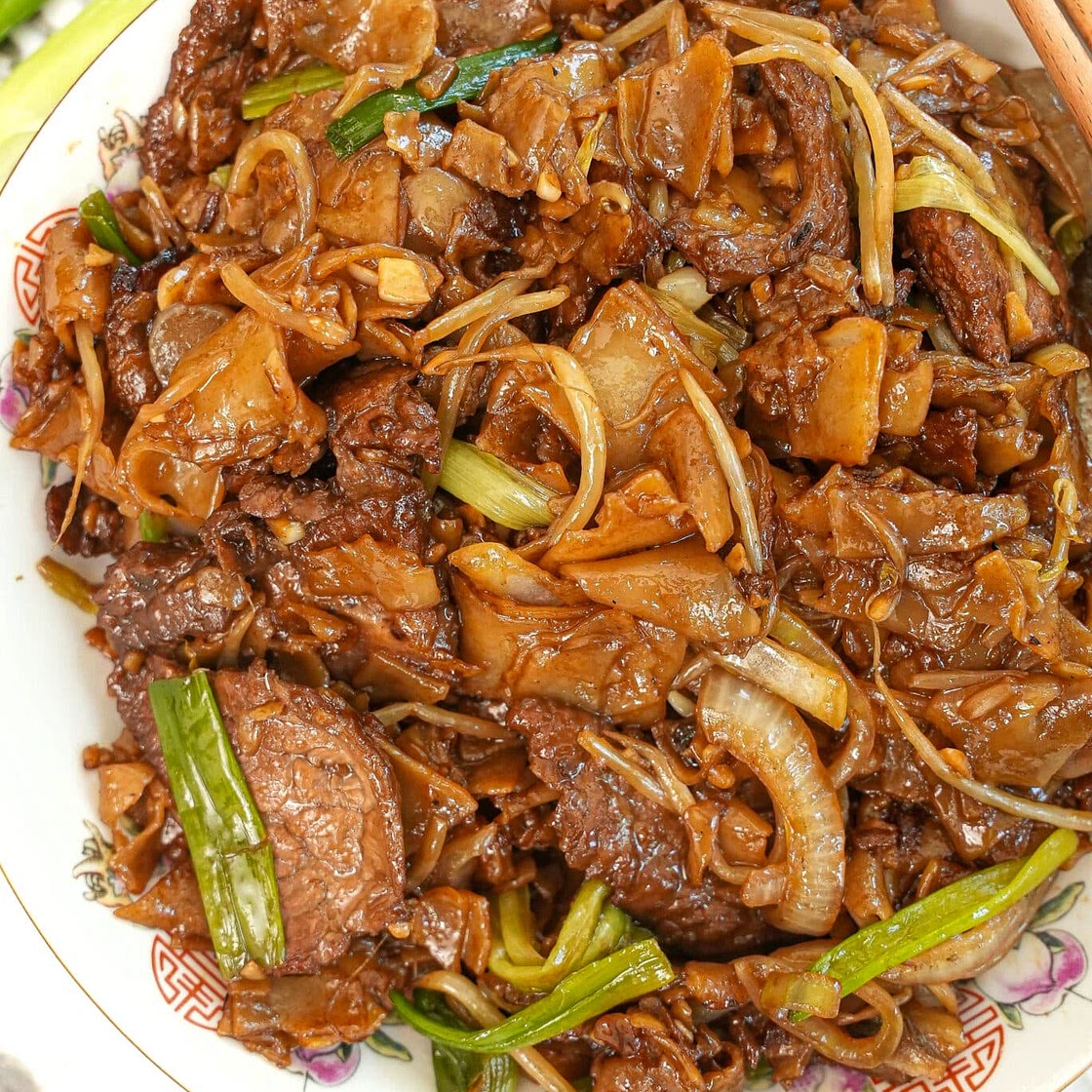 Beef Chow Fun (VIDEO)