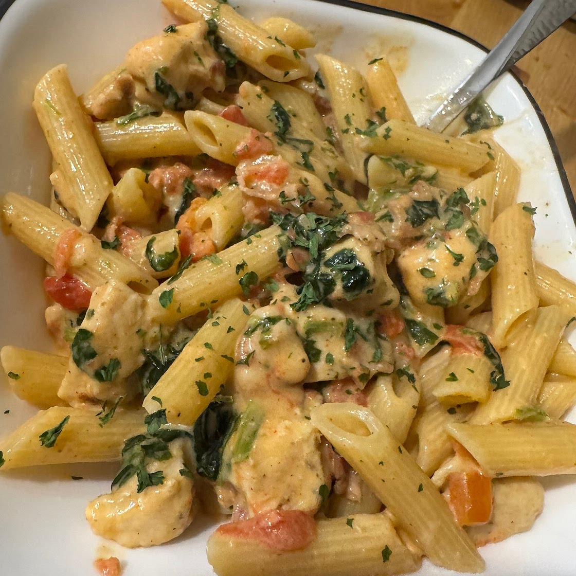 Creamy Chicken and Bacon Pasta