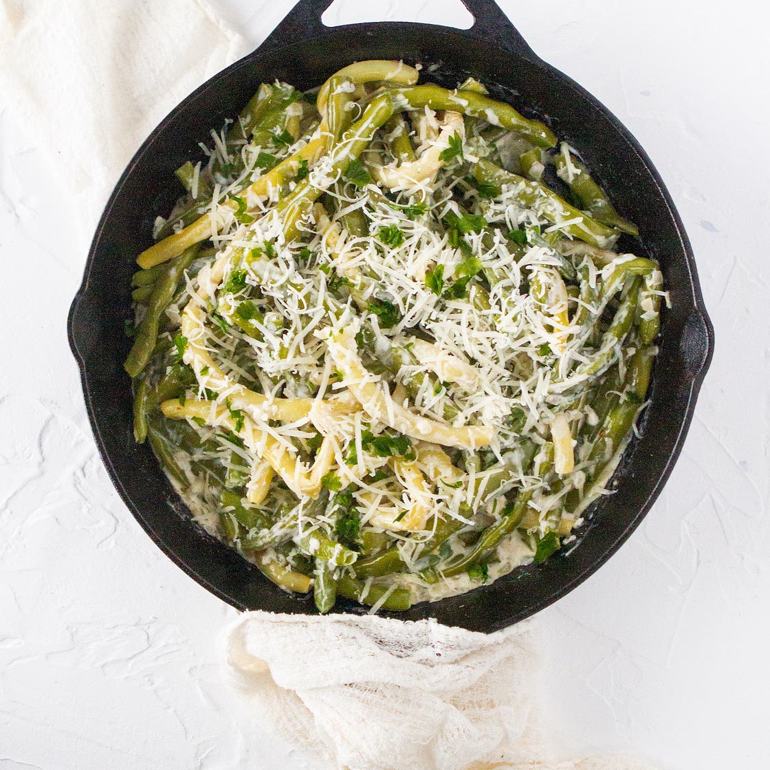 CREAMY GREEN BEAN SKILLET