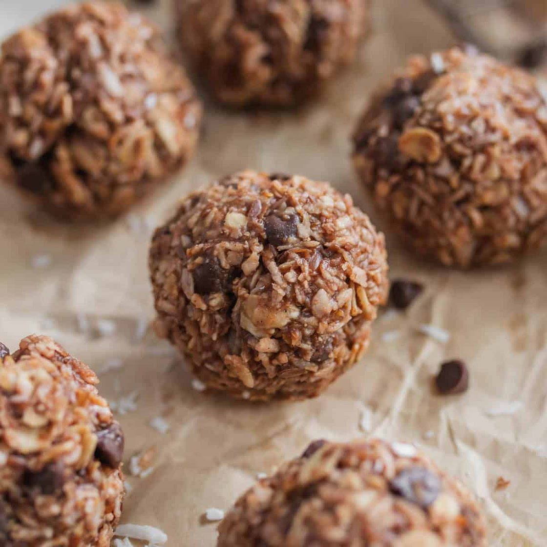 Peanut Butter Oatmeal Energy Balls Recipe