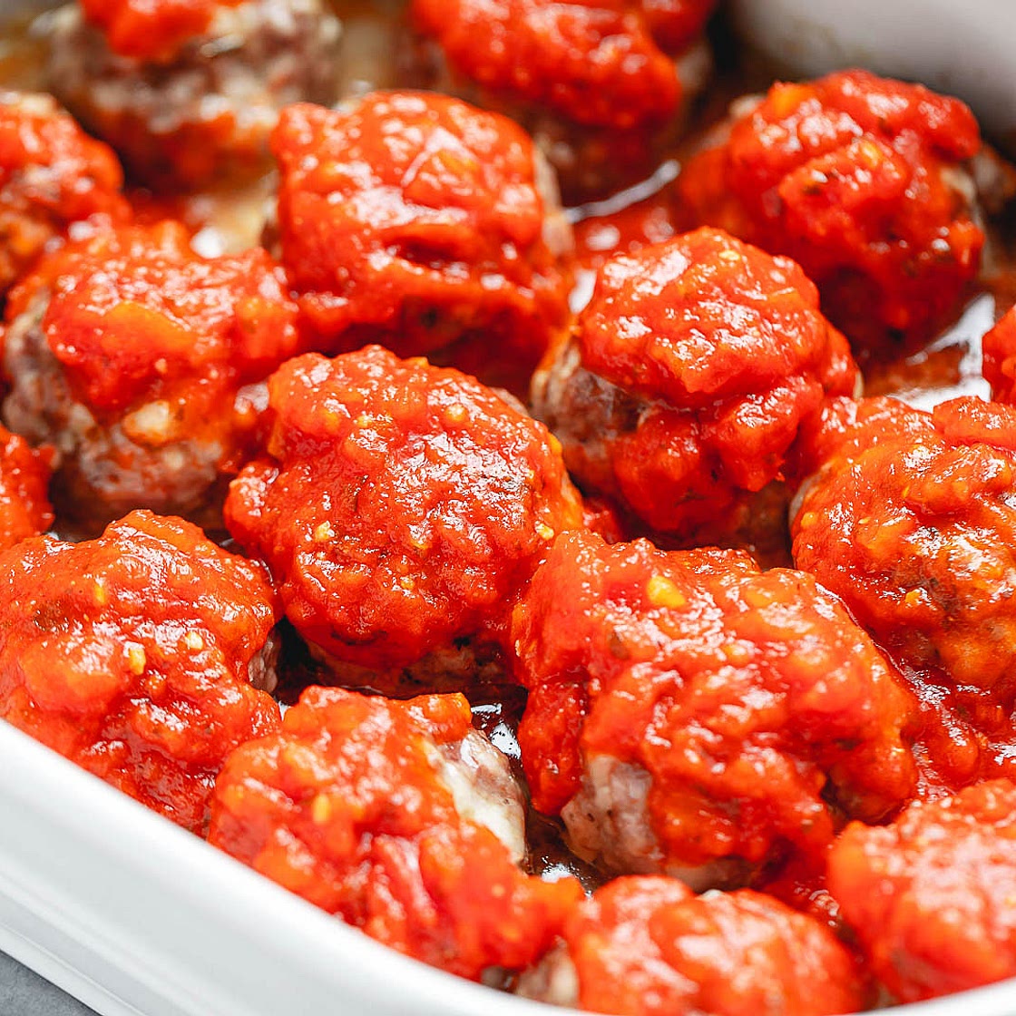 Cheesy Meatballs Casserole {Low Carb}