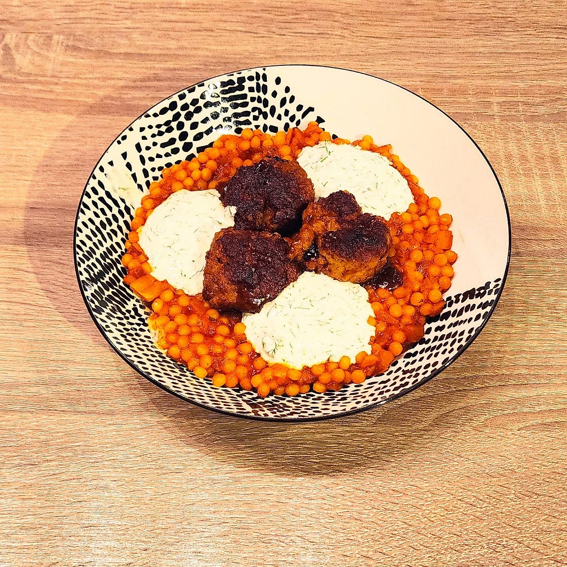 Boulettes de poulet et dinde avec couscous perlé