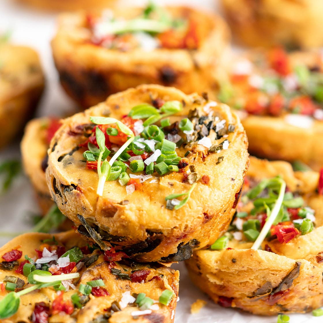 Vegan Quiche Muffins with Sun-dried Tomatoes and Spinach