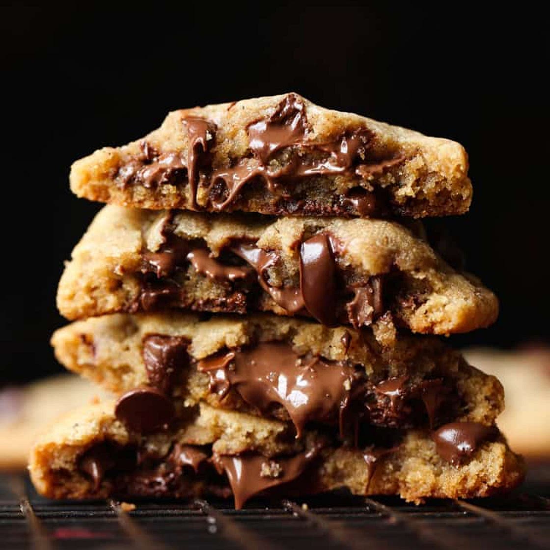 Nutella Stuffed Chocolate Chip Cookies