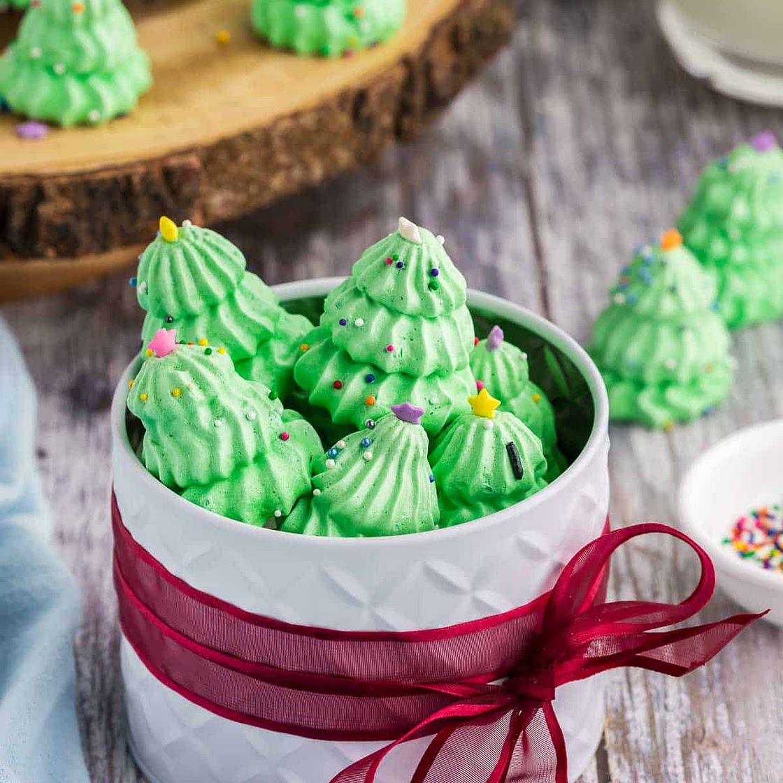 Christmas Meringue Cookies