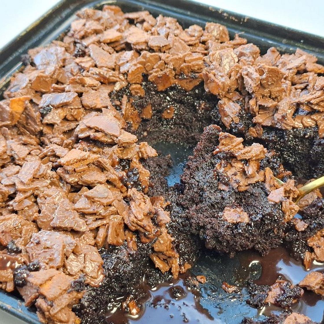 Viral Chocolate Crunch Cake