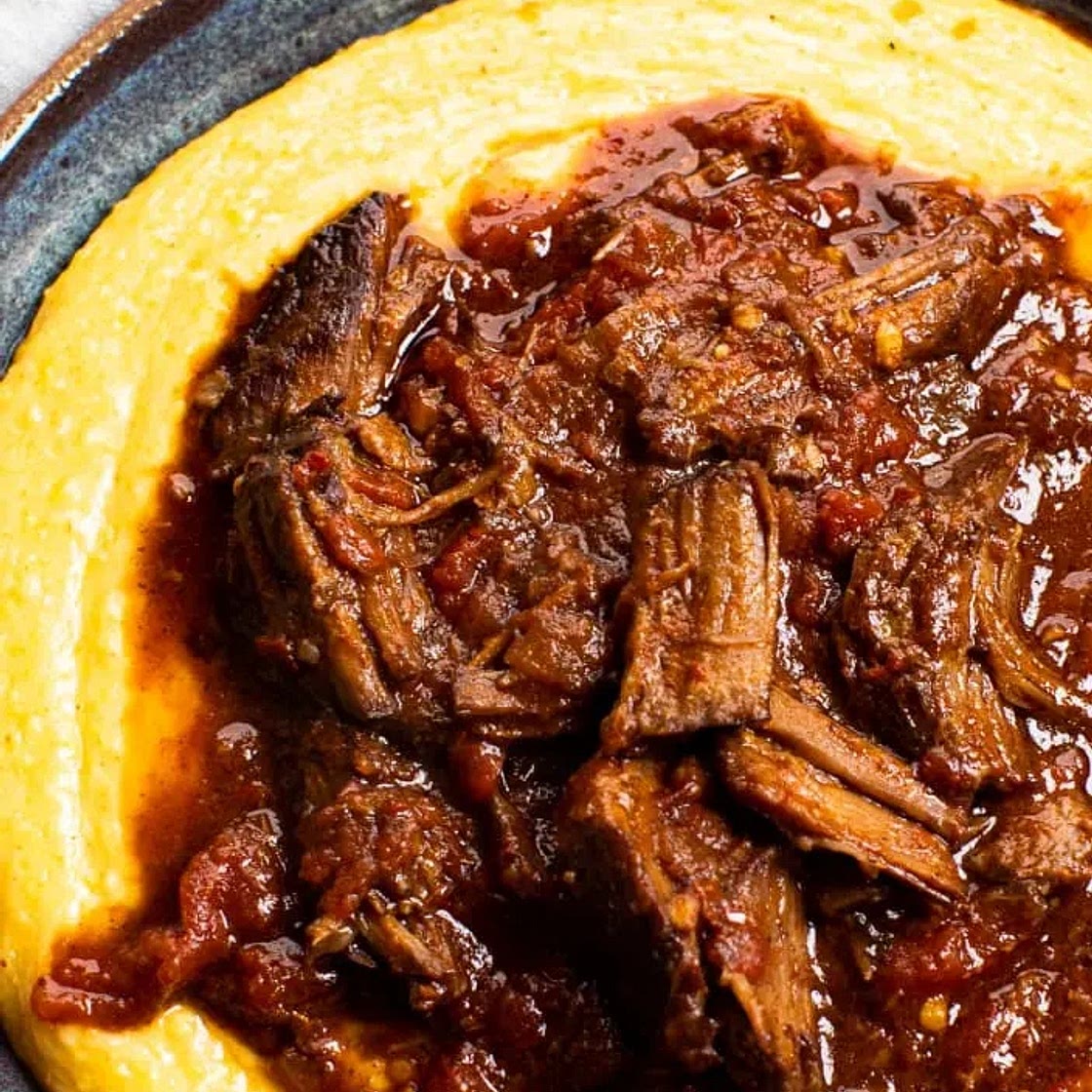 Shredded Beef with Cheesy Grits