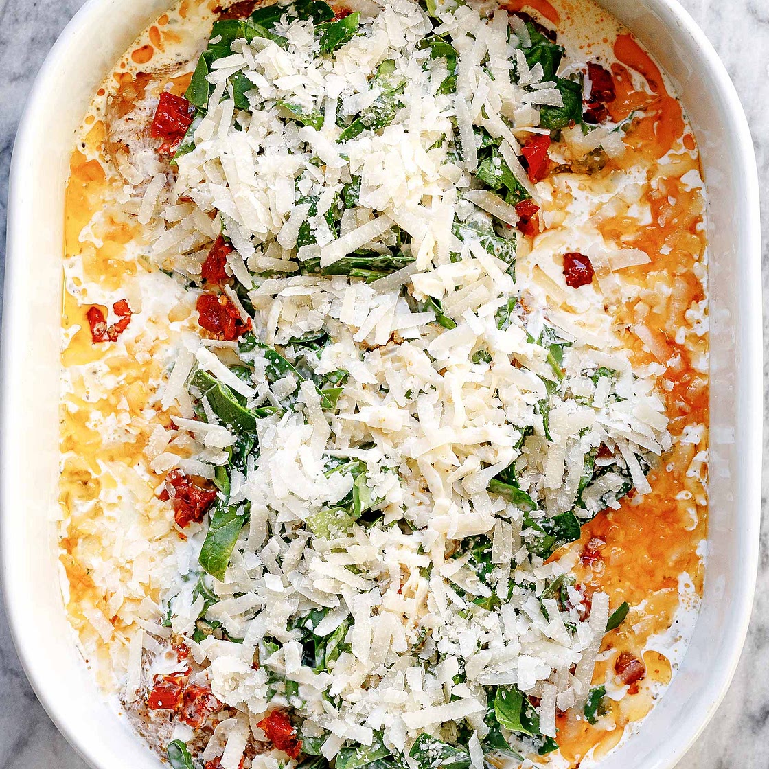 Creamy Chicken Breast Bake with Spinach and Sun-Dried Tomatoes