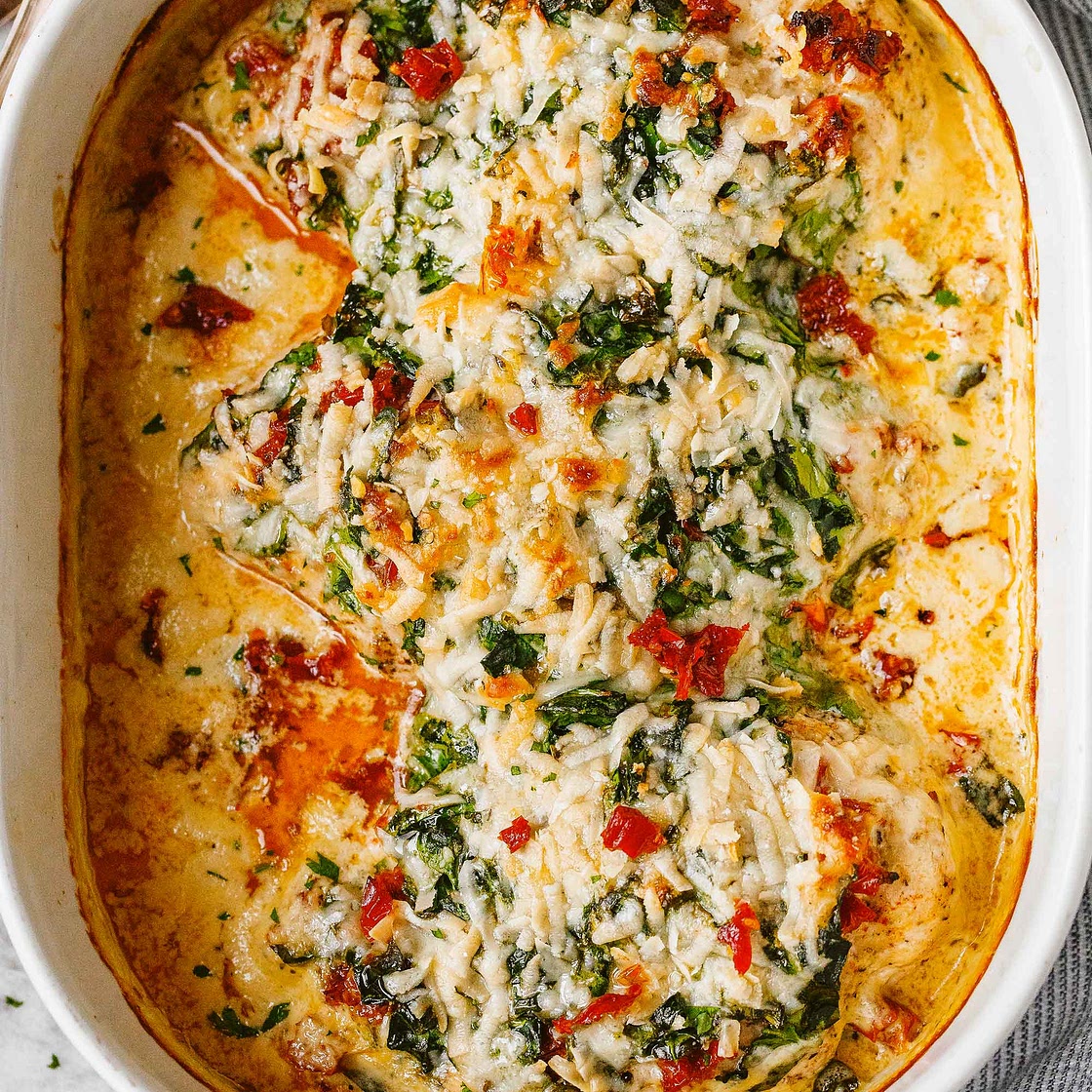 Creamy Chicken Breast Bake with Spinach and Sun-Dried Tomatoes