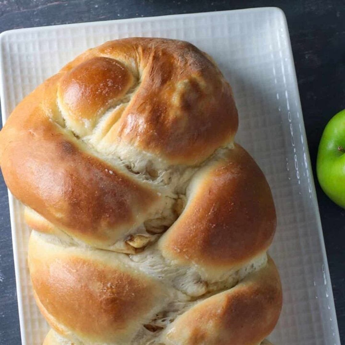 Apple Challah