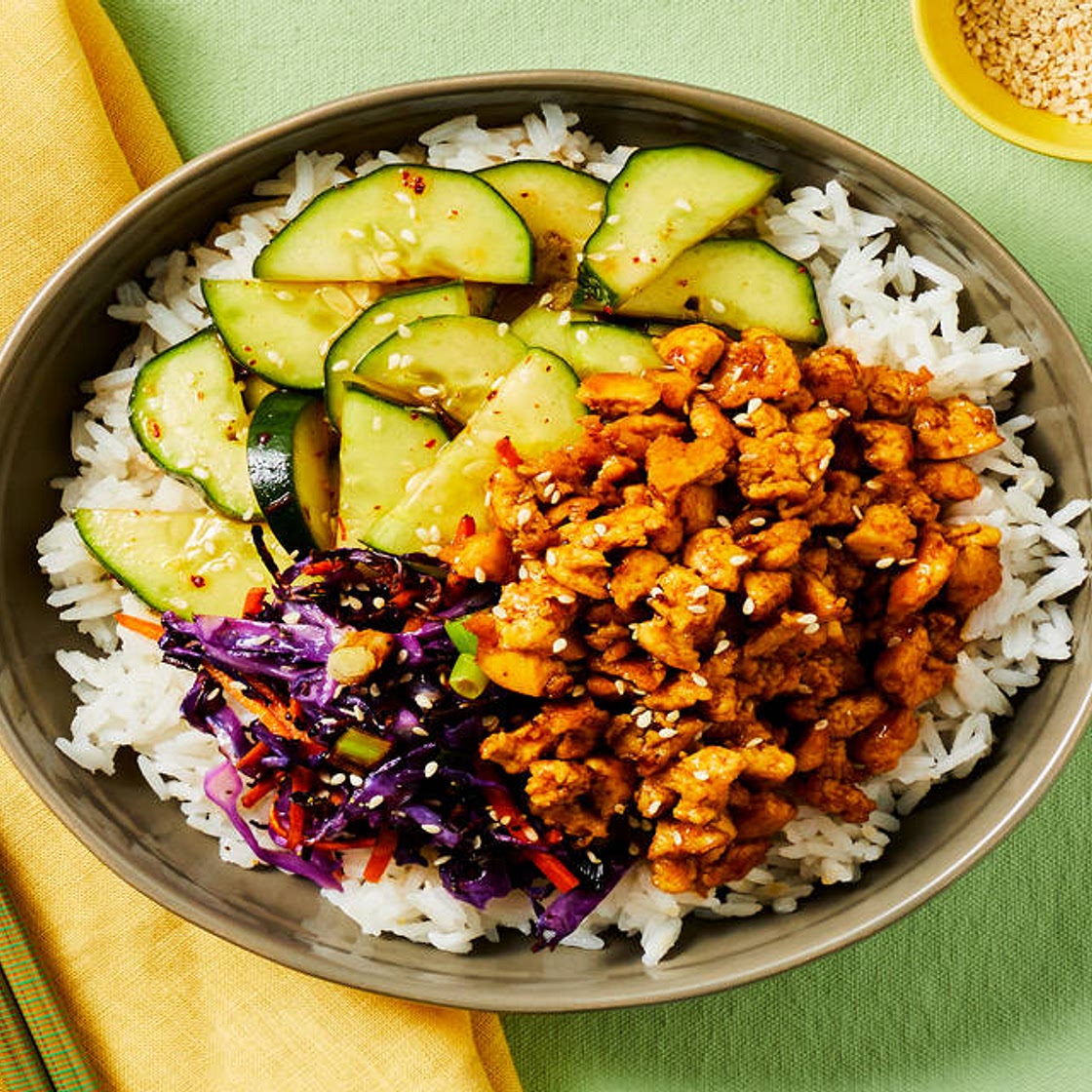 Vegan Tofu Bibimbap with Cabbage, Carrots & Gochujang Pickles