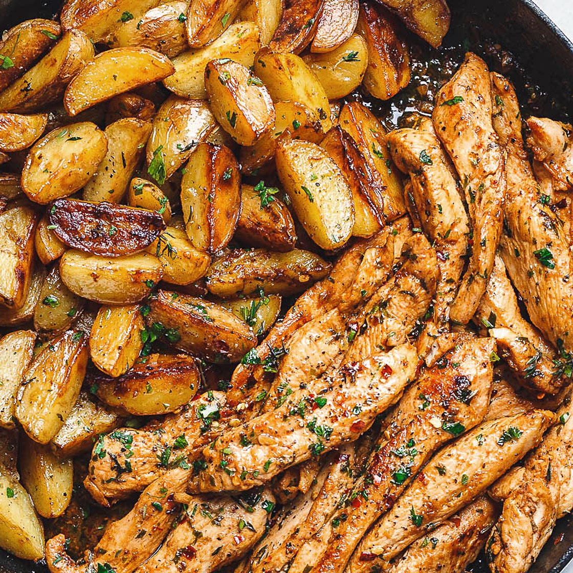 Garlic Butter Chicken and Potatoes Skillet