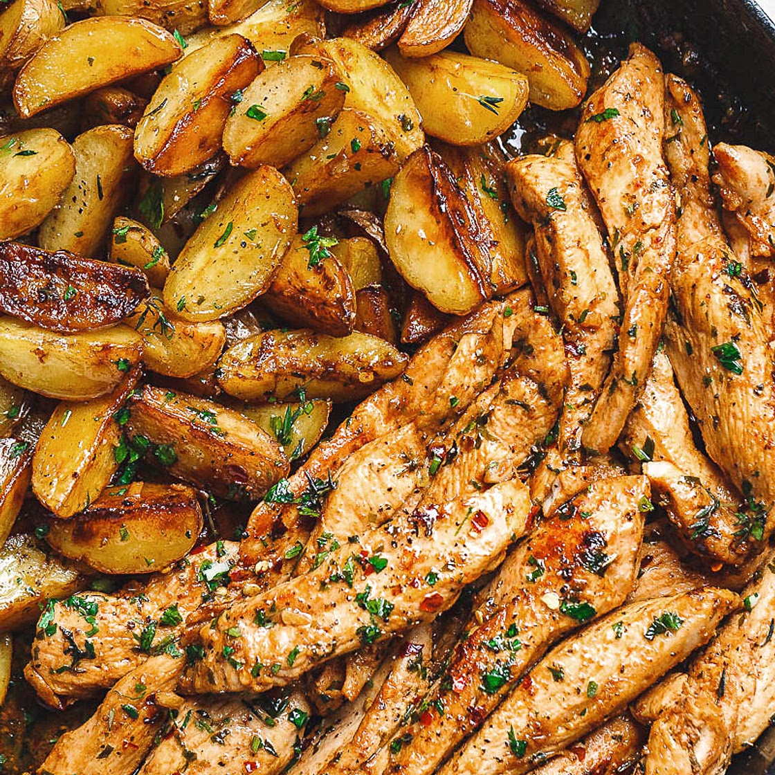 Garlic Butter Chicken and Potatoes Skillet