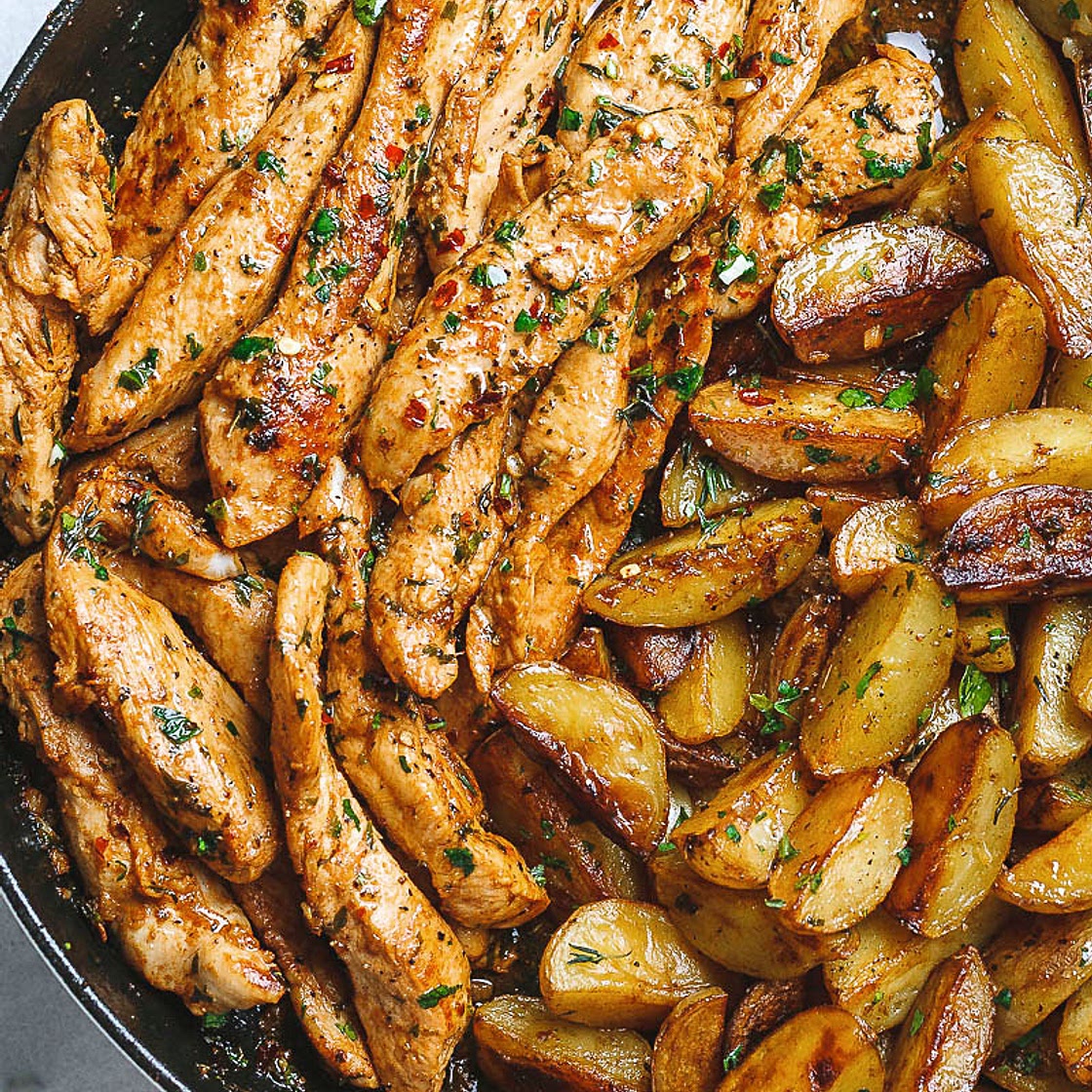 Garlic Butter Chicken and Potatoes Skillet