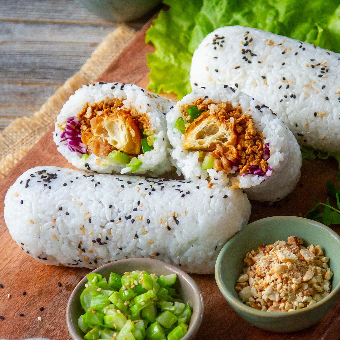 Fan Tuan飯糰 (Ci Fan粢饭) - Stuffed Rice Roll