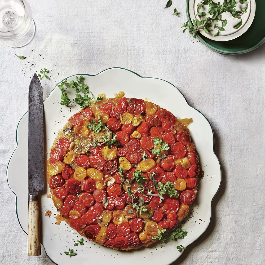 tarte tatin met tomaten & manchego