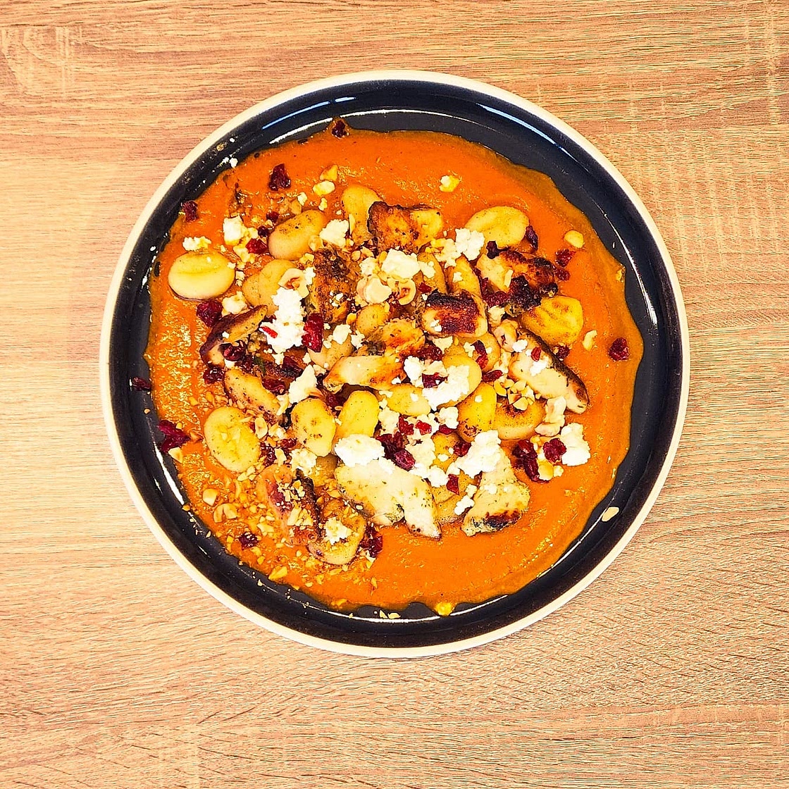 Gnocchi au beurre noisette à la sauge et sauce au potimarron