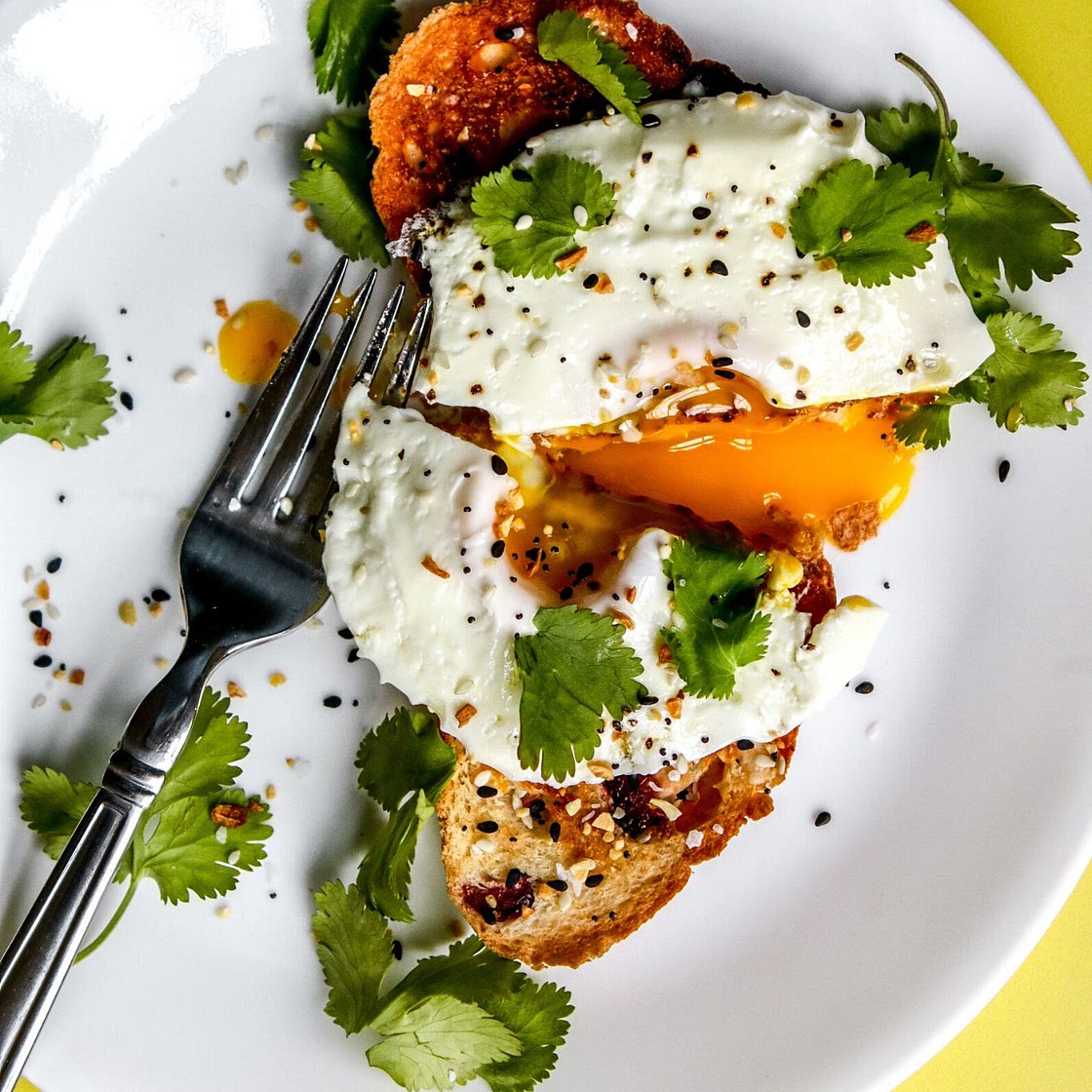 1-Min Drippy Microwave Fried Eggs