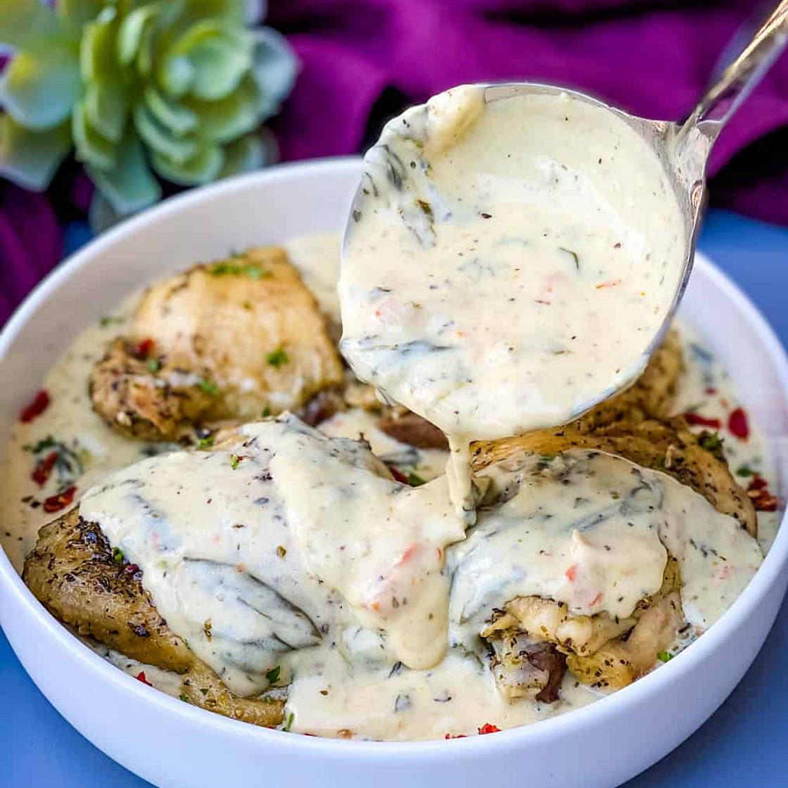 Instant Pot Low-Carb Creamy Garlic Tuscan Chicken Thighs