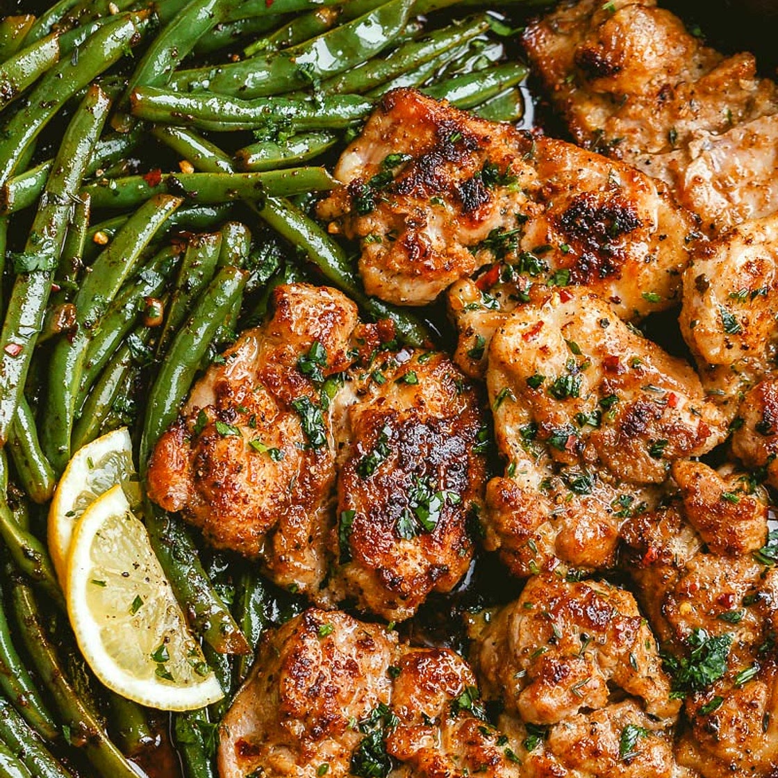 Lemon Garlic Butter Chicken and Green Beans Skillet