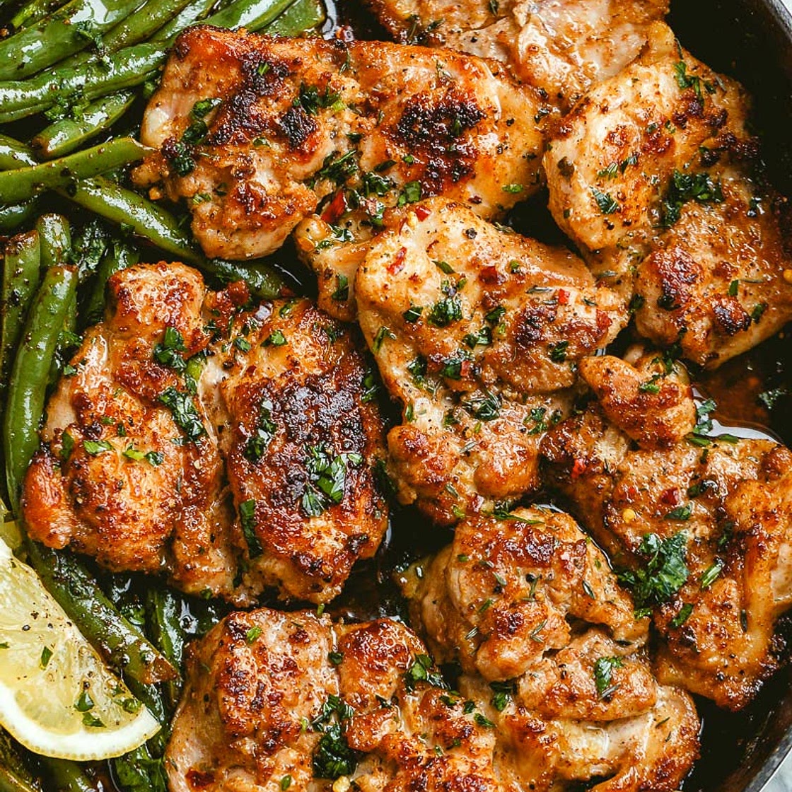 Lemon Garlic Butter Chicken and Green Beans Skillet