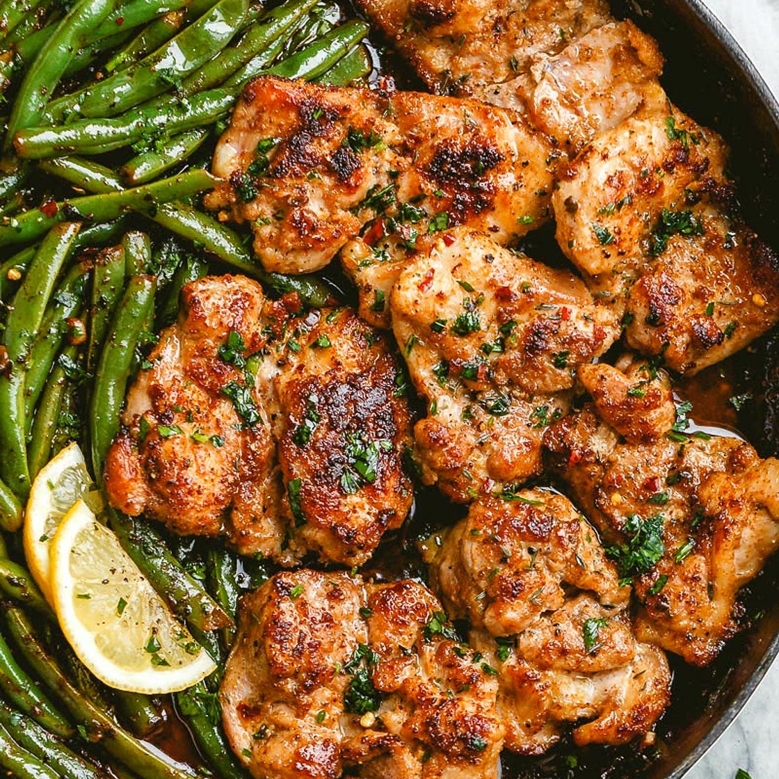 Lemon Garlic Butter Chicken and Green Beans Skillet