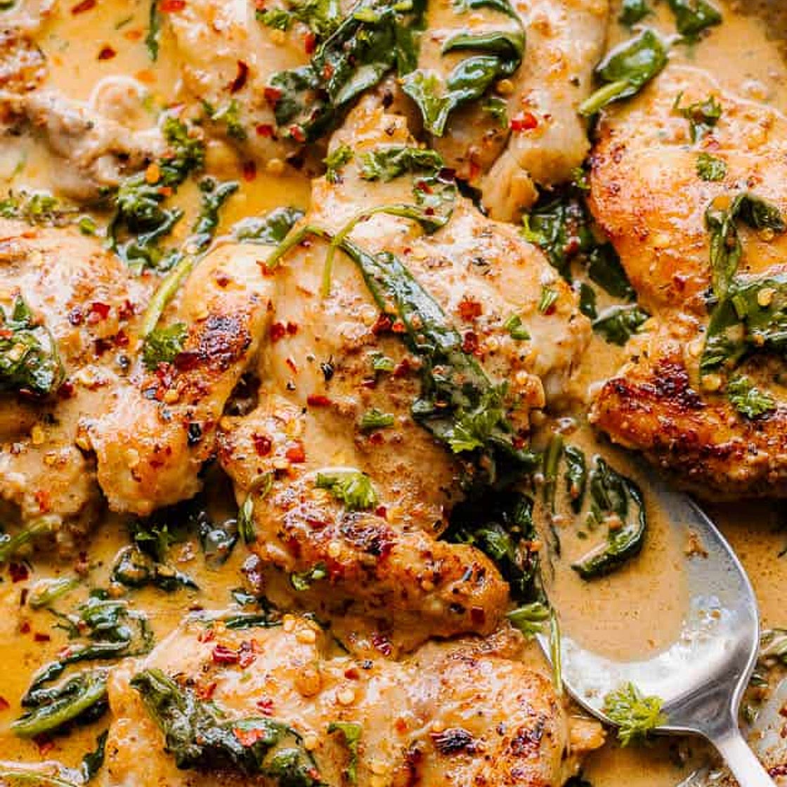 One Pot Creamed Spinach Chicken