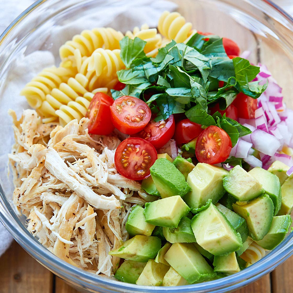 Healthy Chicken Pasta Salad with Avocado, Tomato, and Basil ﻿