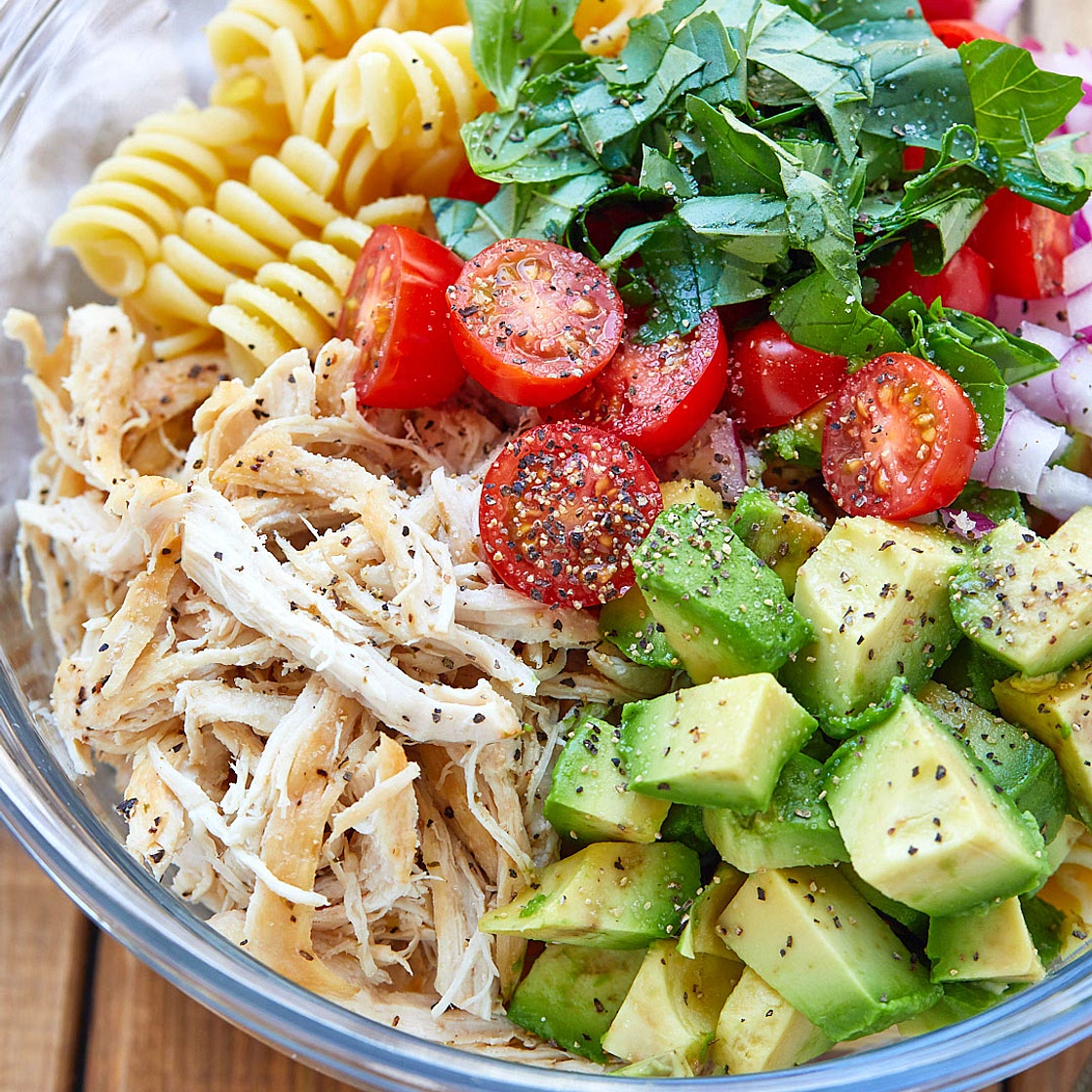Healthy Chicken Pasta Salad with Avocado, Tomato, and Basil ﻿