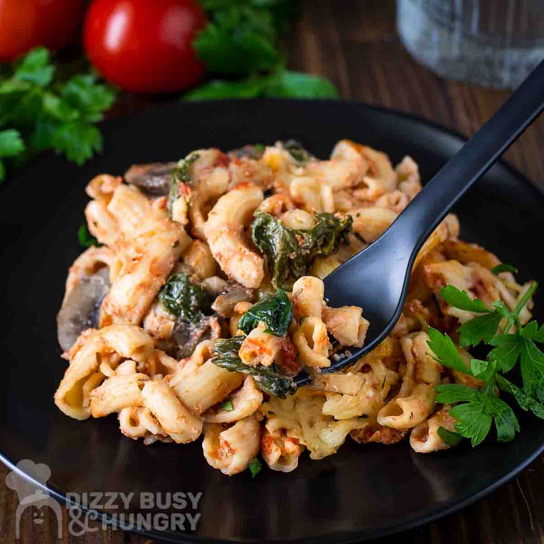 Creamy Mushroom Spinach Ricotta Pasta Bake