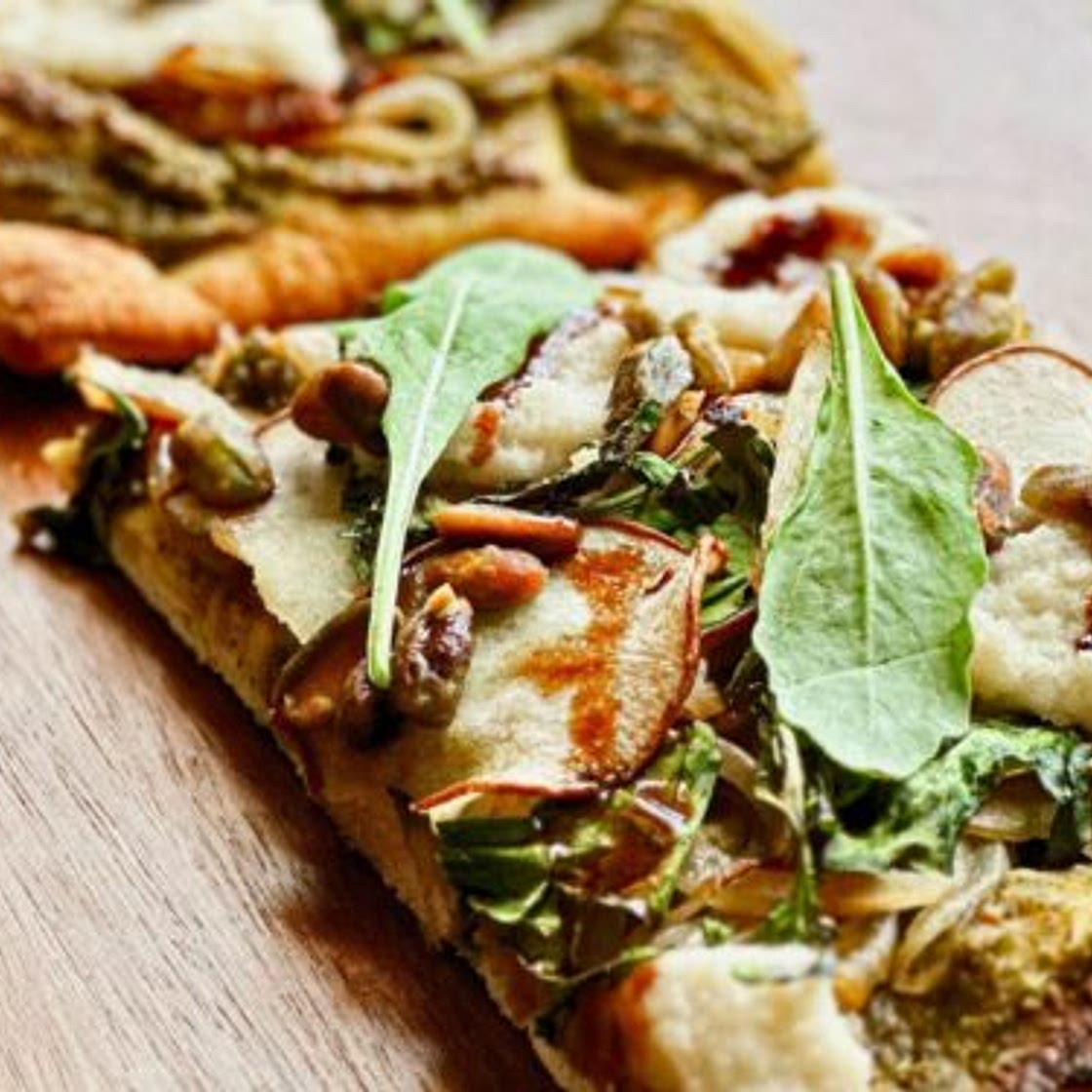 Pear and pistachio pizza