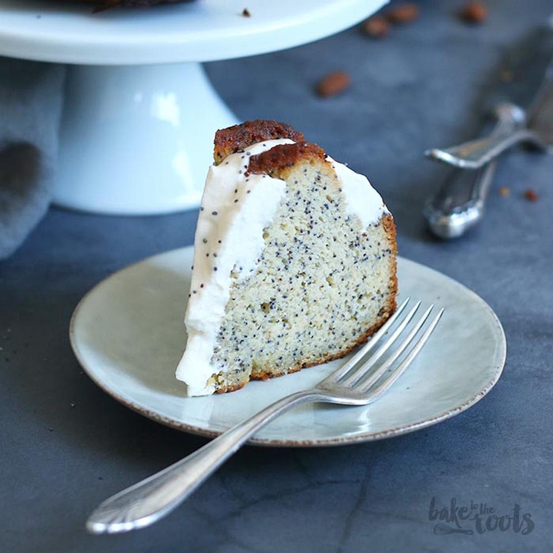 (Keto) Zitrone Mohn Gugelhupf (zuckerfrei & glutenfrei)