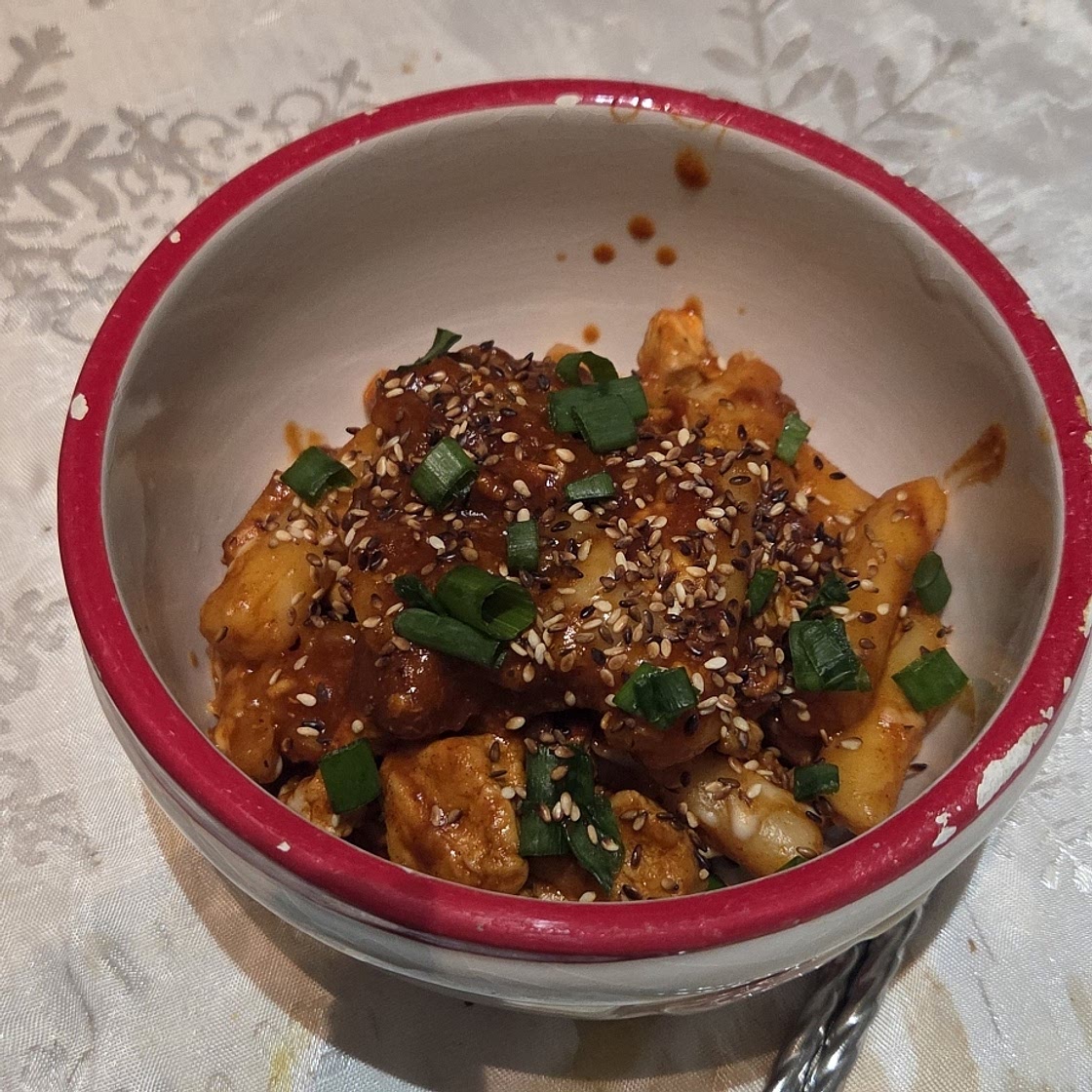 Cheese Tteokbokki (made with homemade rice cakes)