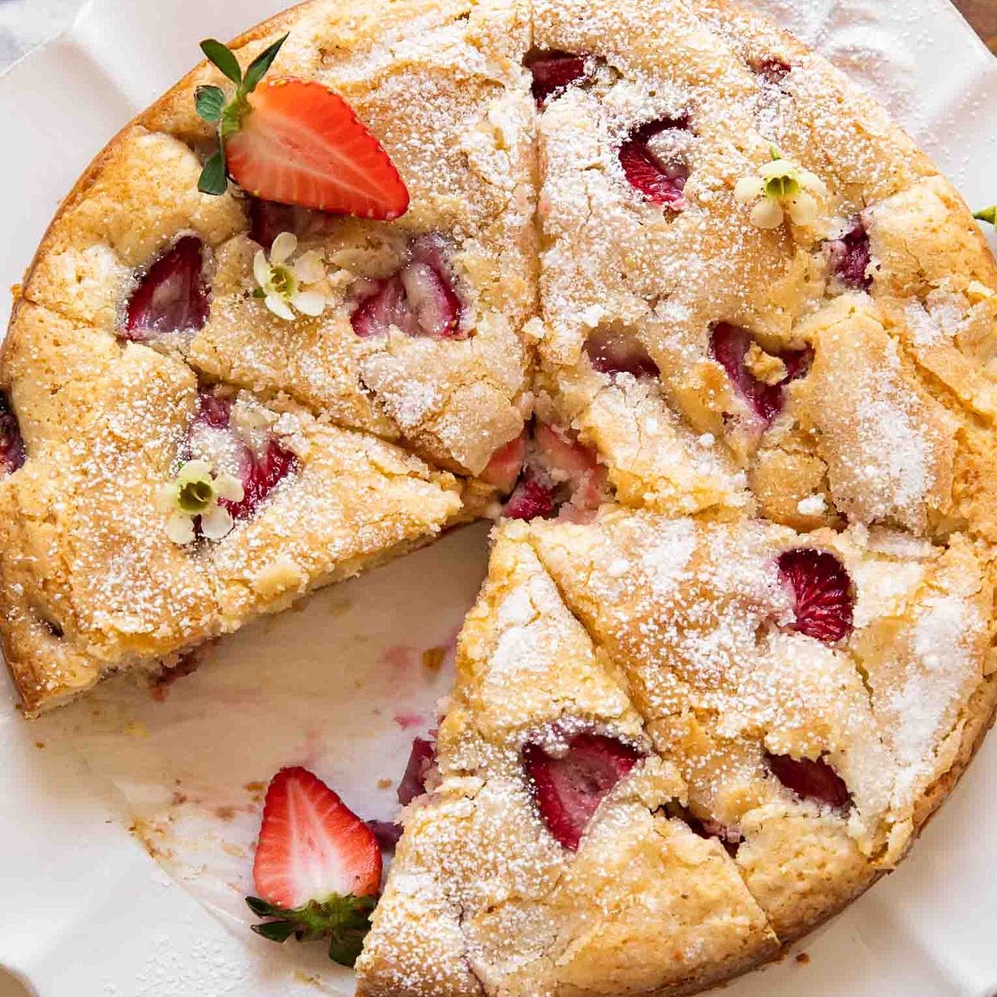 The BEST French Strawberry Cake