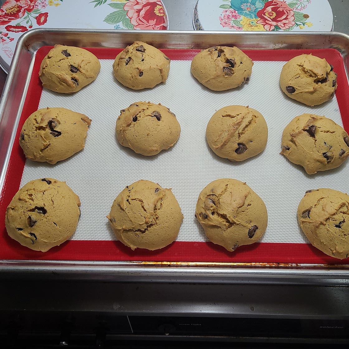 Soft Pumpkin Chocolate Chip Cookies Recipe