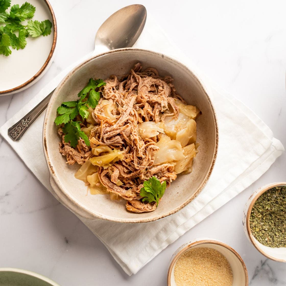 Slow Cooker Kalua Pork with Cabbage