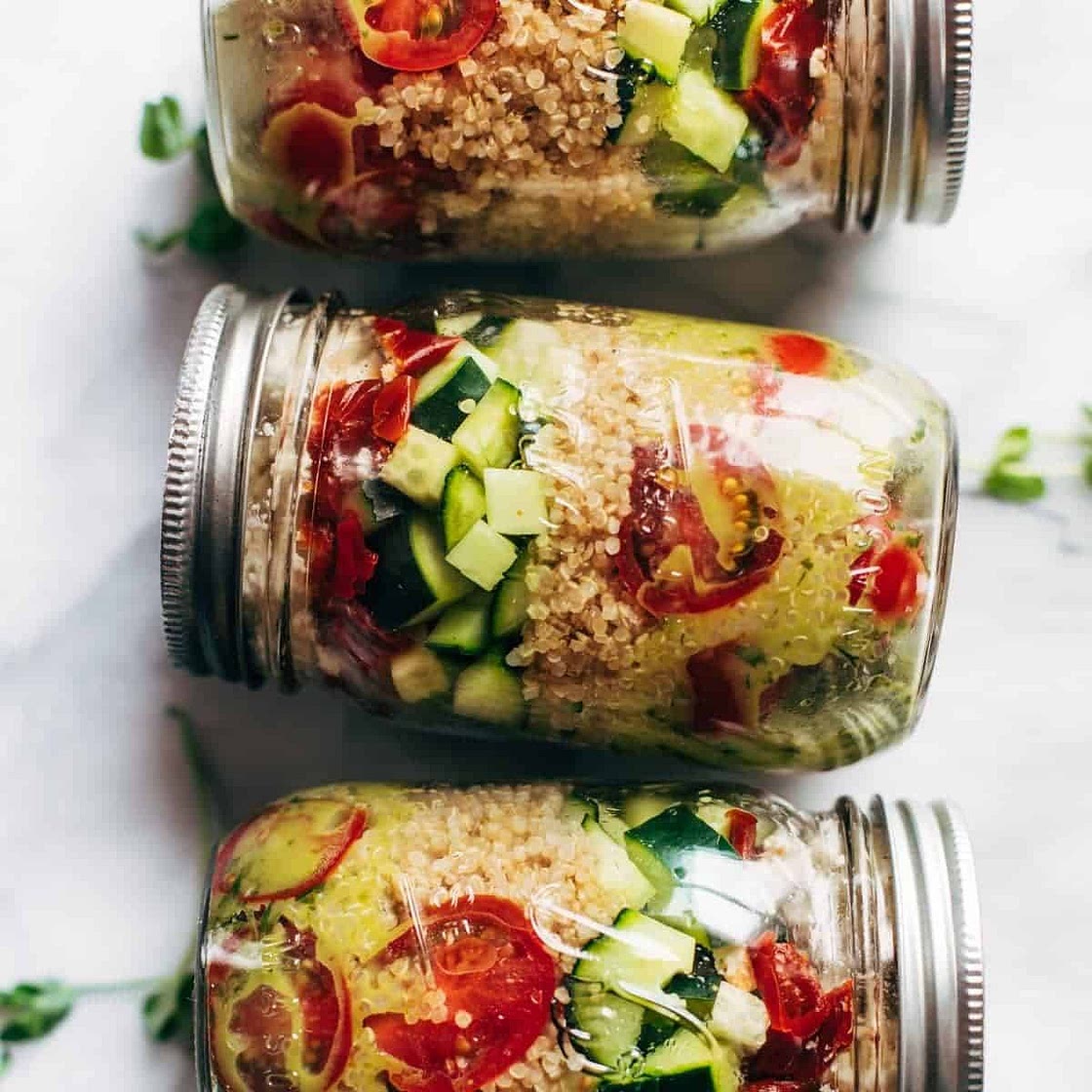 Summer Quinoa Salad Jars with Lemon Dill Dressing