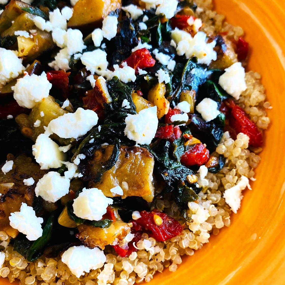 Mediterranean Quinoa Glow Bowls