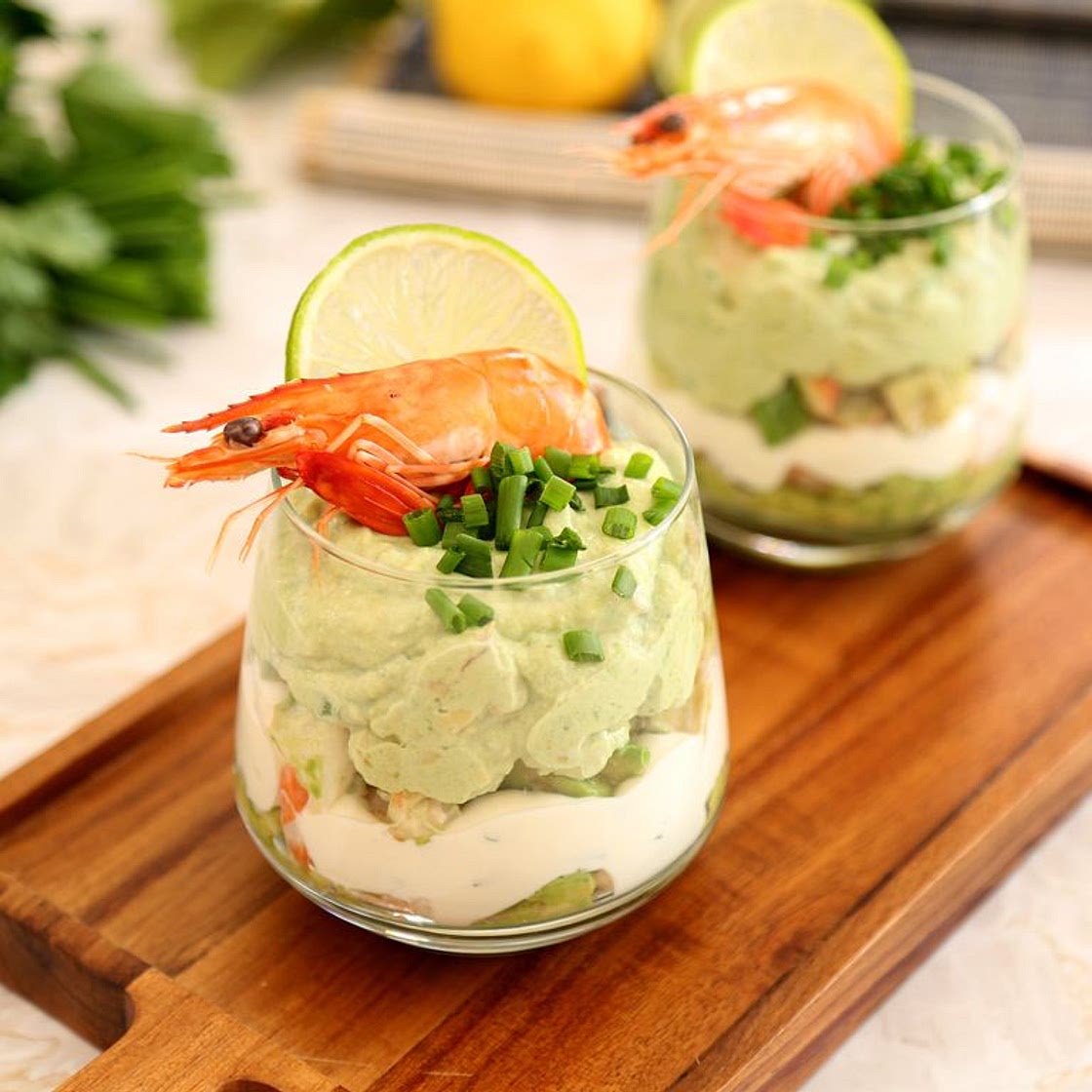 Verrines avocats crevettes et fromage frais