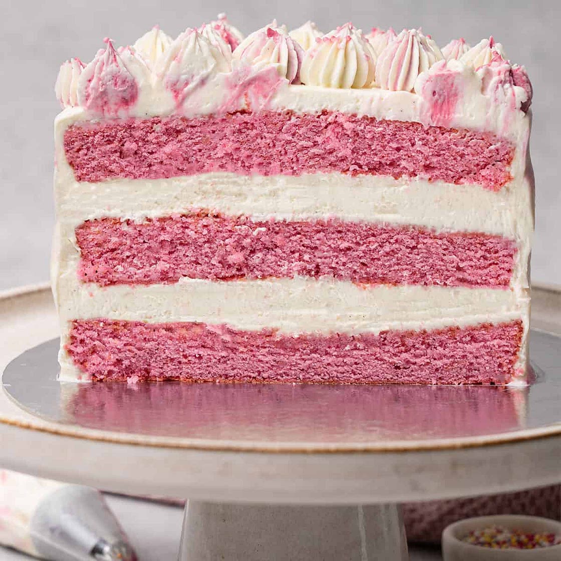 Pink Cake (VIDEO)