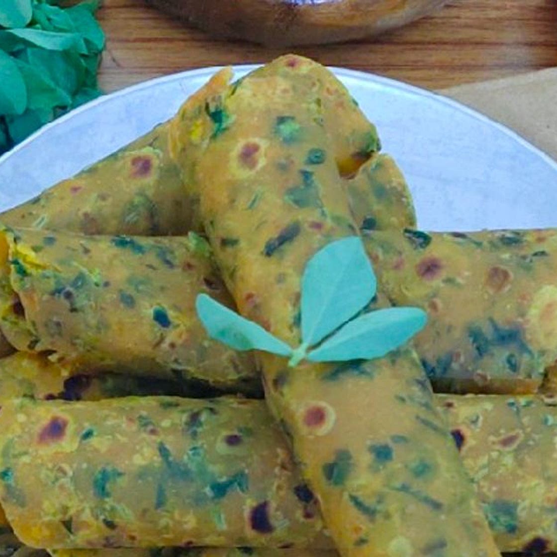 गुजराती थेपला (gujarati thepla recipe in Hindi)